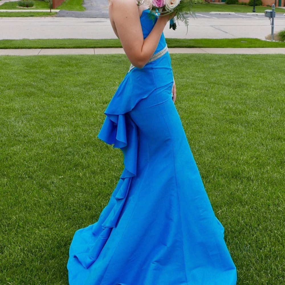 Unique PROM DRESS